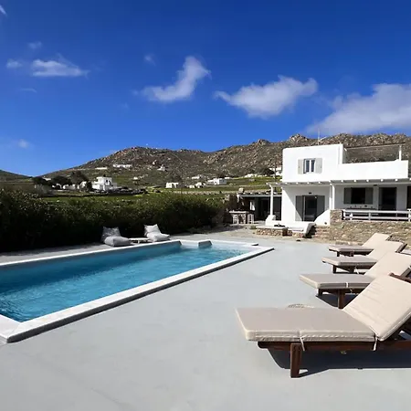 Country Side Mykonos فيلة أنو ميرا