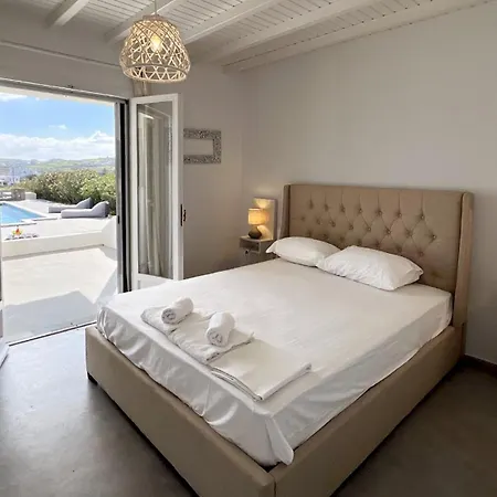 Country Side Mykonos فيلة